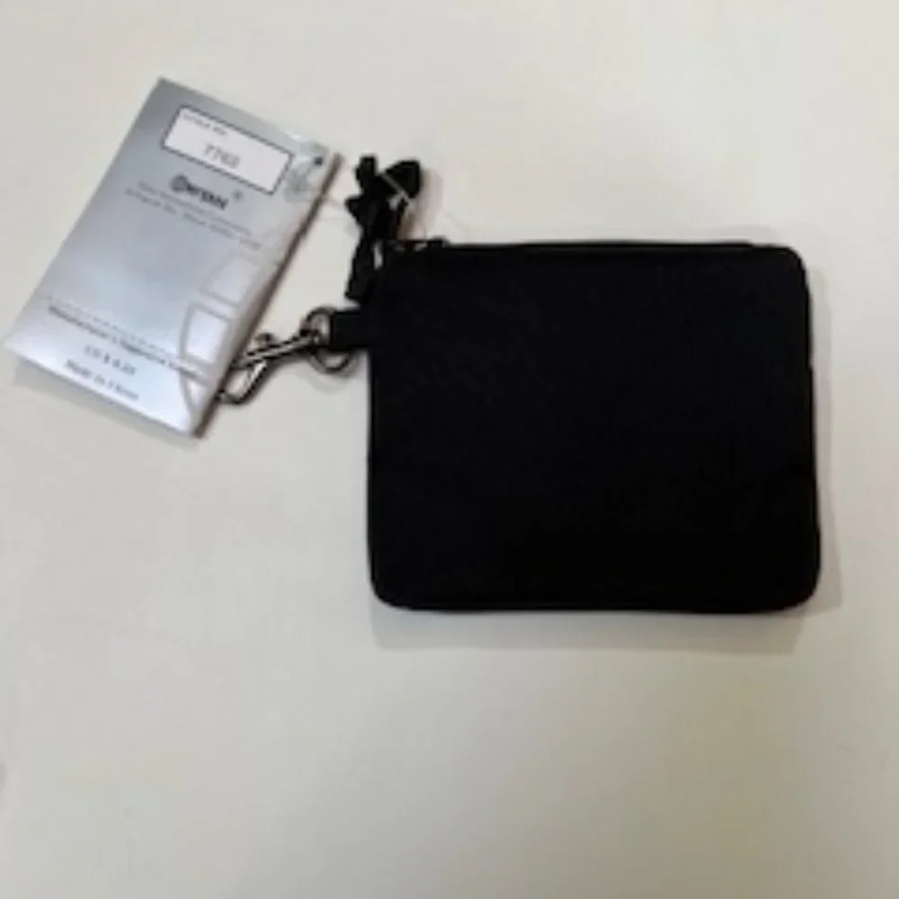 Winn International Microfiber Zip Wallet Black